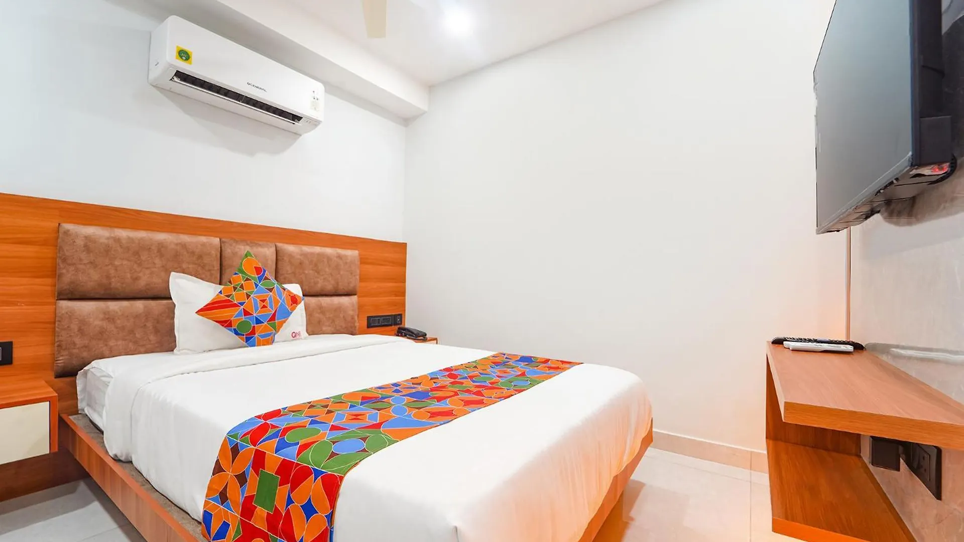 Fabhotel Q One Plaza Kochi