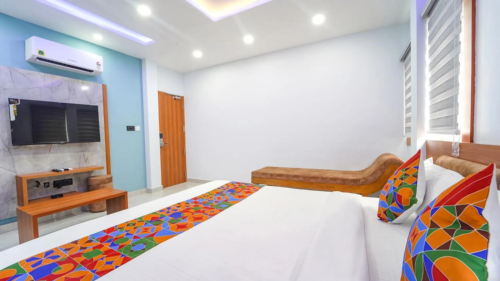 *** Hotel Fabhotel Q One Plaza Kochi India