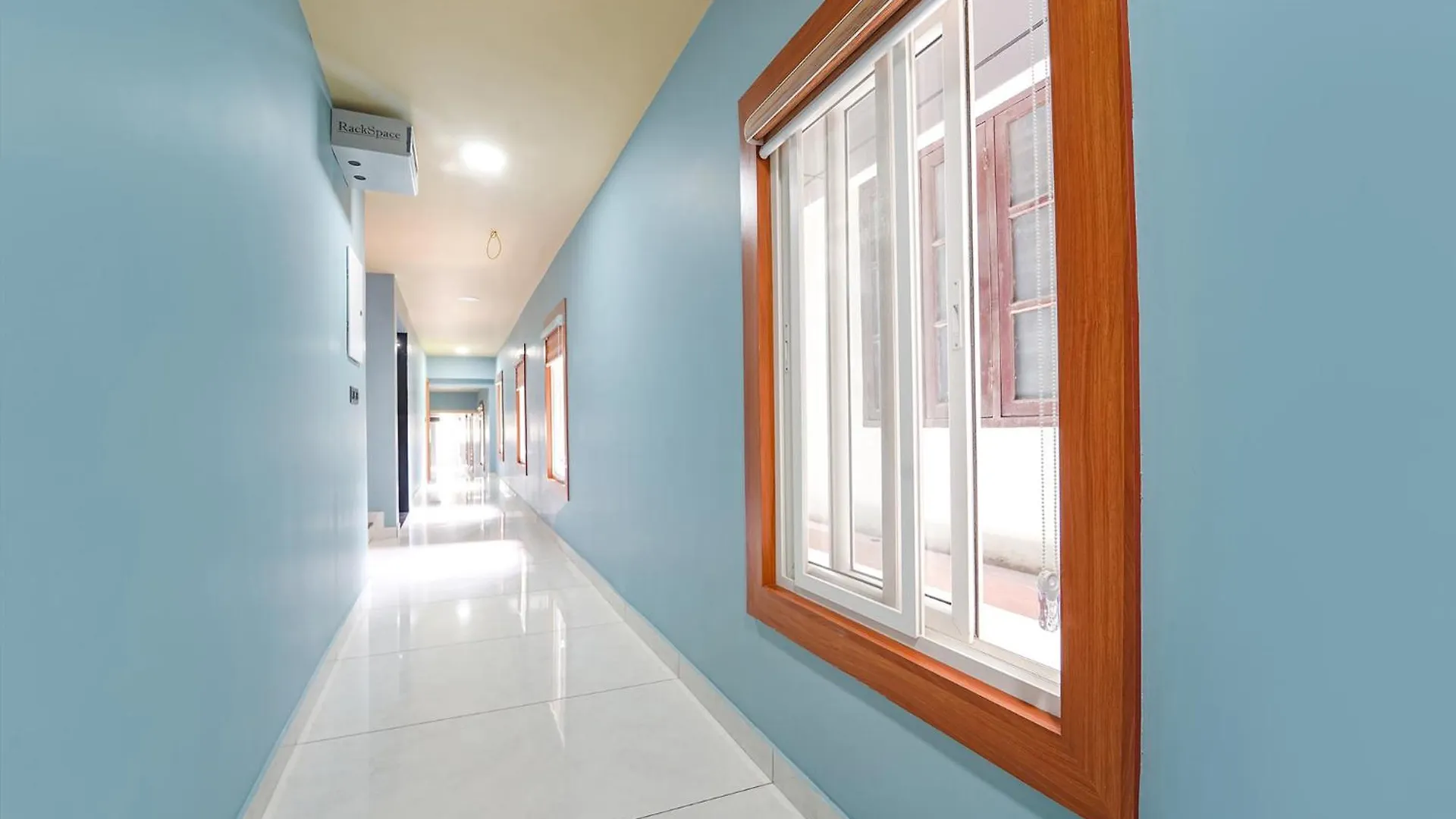 Fabhotel Q One Plaza Kochi 3*,  India